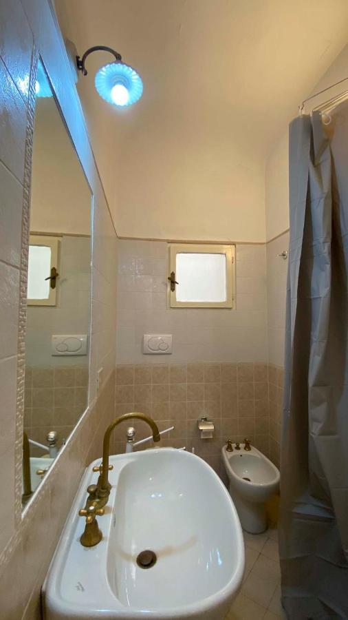 The Pitti Courtyard Apartment Firenze Bagian luar foto