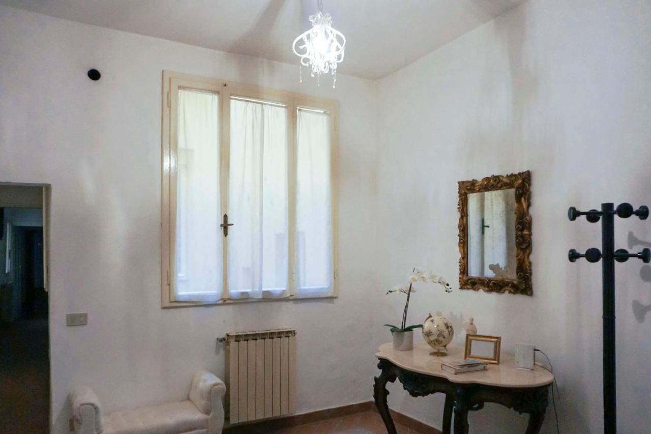 The Pitti Courtyard Apartment Firenze Bagian luar foto